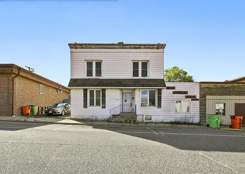 1st image of 110 E 4th Avenue #1-3