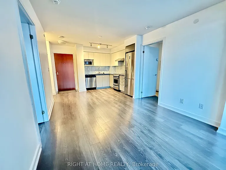 160 Flemington Rd #1022 — Photo 5