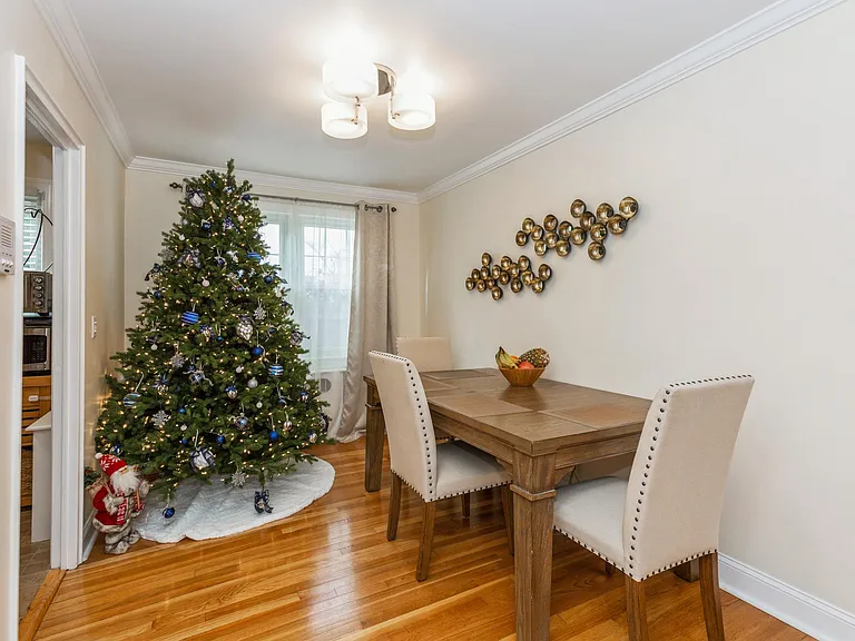 390 Morris Ave #29 — Photo 14