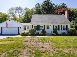 11 Lee St, Lancaster, MA 01523
