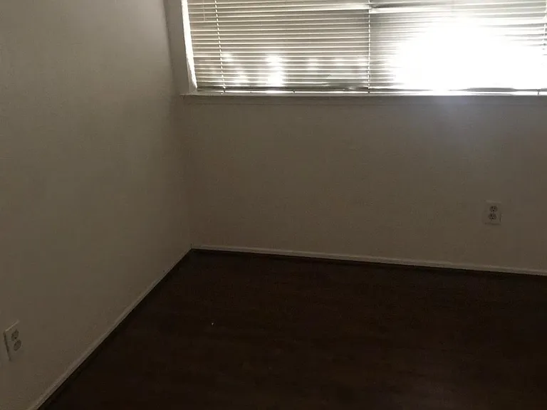 4767 N Cedar Ave #103 — Photo 7