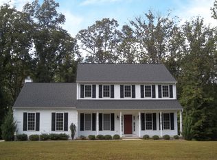 2513 Regency Dr, Fredericksburg, VA 22408