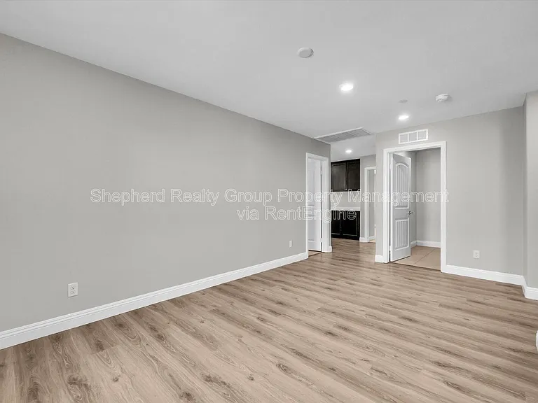 12167 Chutes Ct — Photo 16