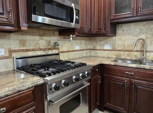 2608 W Huron St #1, Chicago, IL 60612
