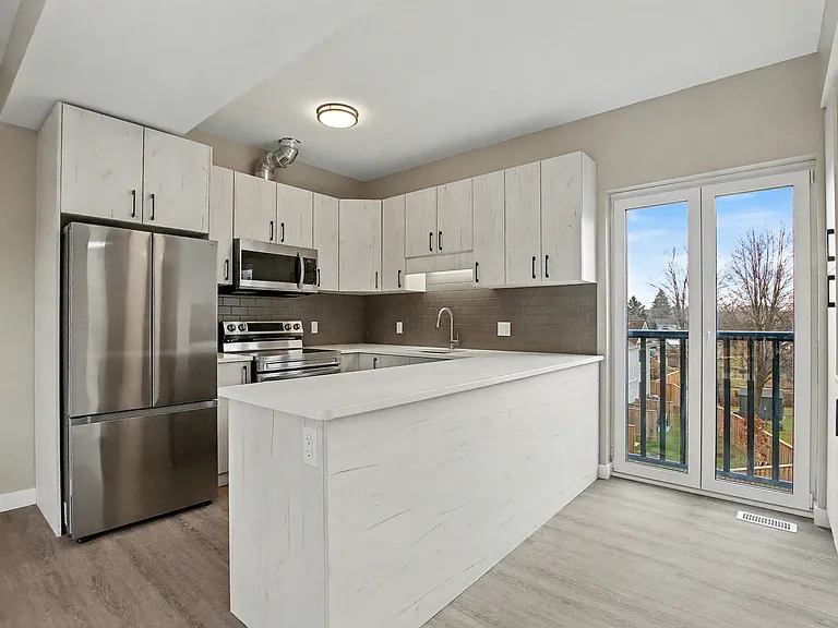 172 Kehl St #1 — Photo 39