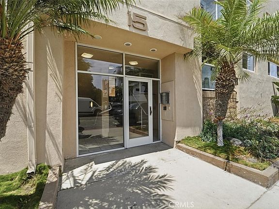 4th image of 15 15th St APT 14