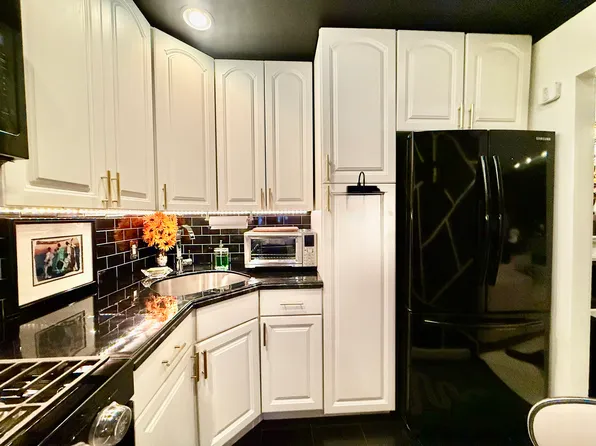 112-25 34th Avenue image 15 of 53