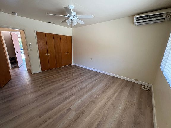 5th image of 4571 Twain Ave