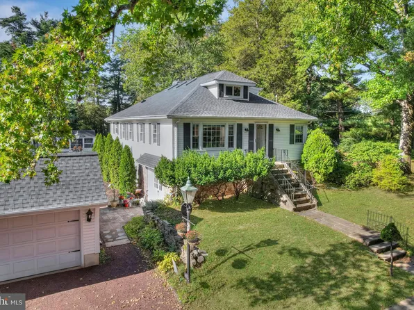 713 Ardsley Ct, Yardley, PA 19067