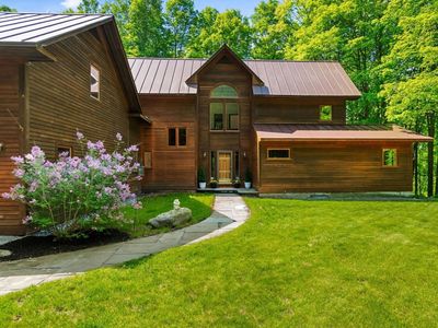 190 Red Tail Lane, Charlotte, VT, 05445