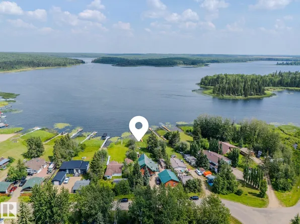 213 Lakeshore Dr, Athabasca County, AB T9S 1C4
