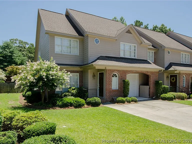 107 Wynncrest Ln — Photo 2