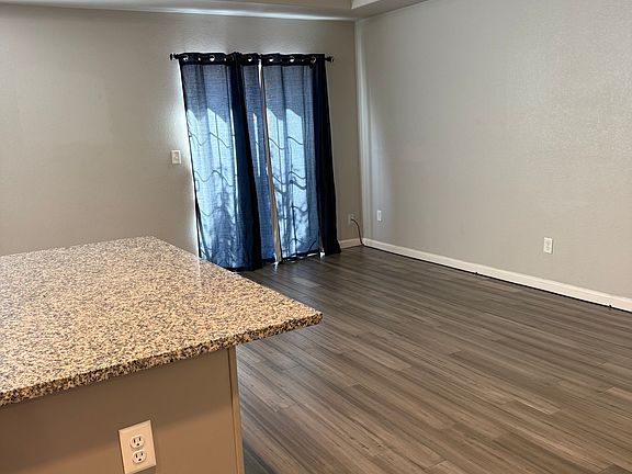 2nd image of 2721 Sable Blvd