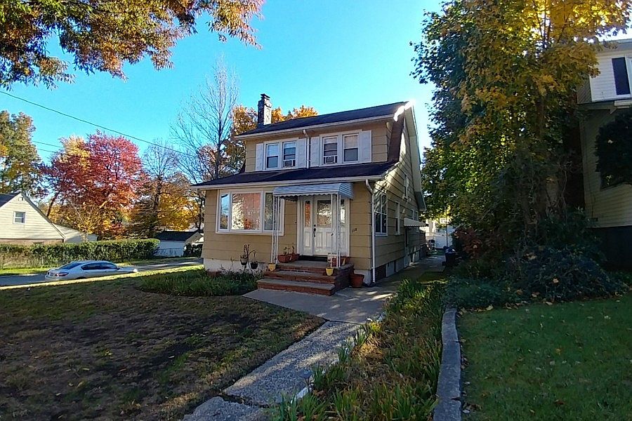 2nd image of 118 Shepard Ave