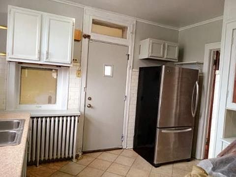 5th image of 1255 W 51st St #2