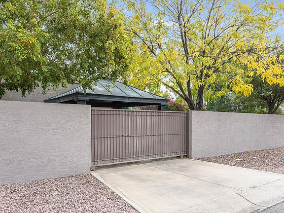 Gated Parking on the Side