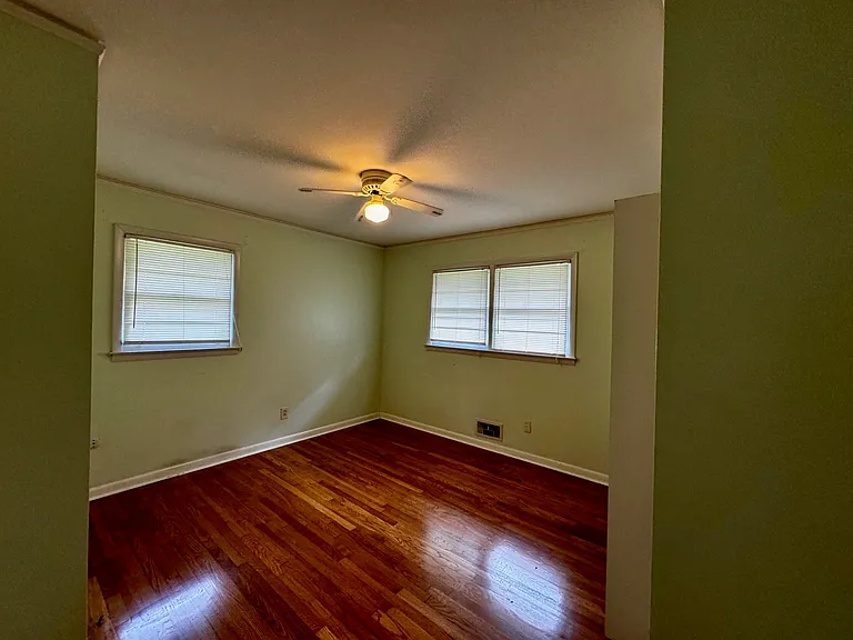 180 Westwood Ave — Photo 18