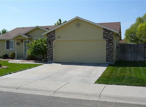 3rd image of 527 W Woodbury Dr
