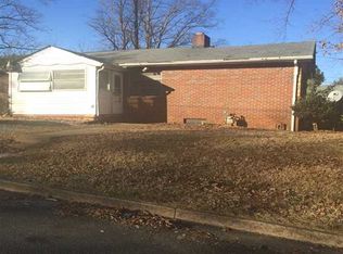 1700 Gray Ave, Winston Salem, NC 27105