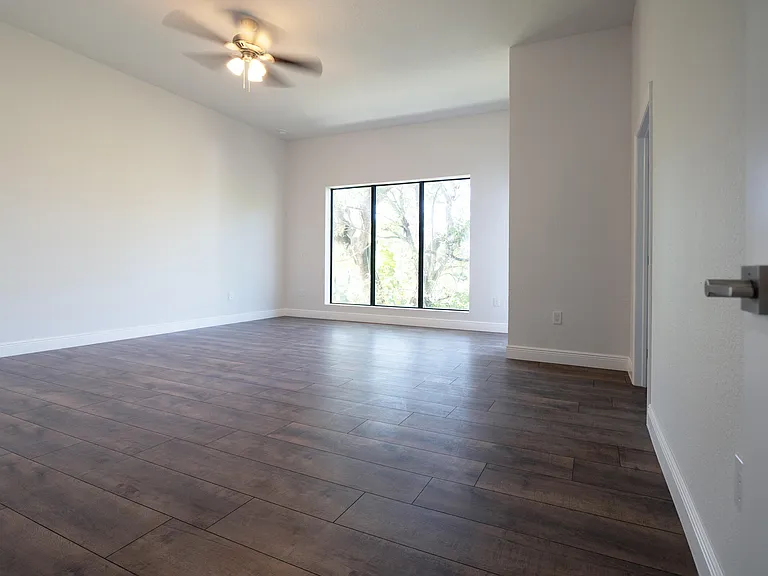 333 NW 41st St #337 — Photo 4