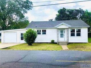 330 Saint Louis St, Raceland, LA 70394