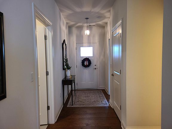 2nd image of 630 Cadence CIRCLE