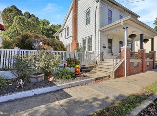 32 Mifflin St, Pine Grove, PA 17963