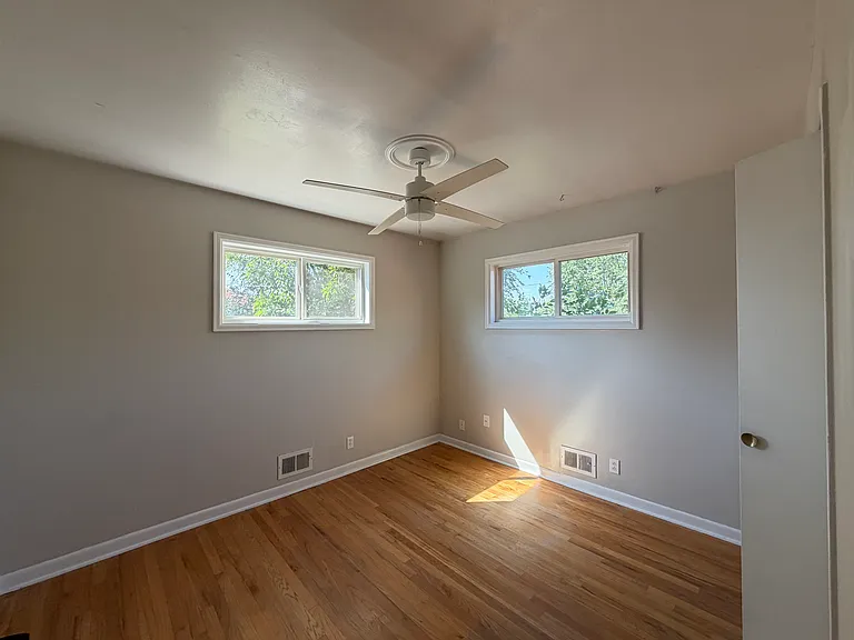 Bedroom #1