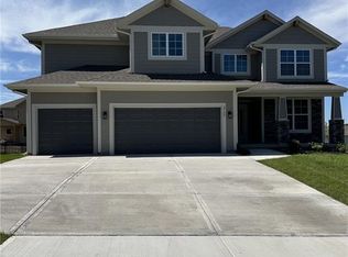 2749 W Dartmouth St, Olathe, KS 66061