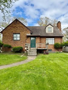 802 N Lafayette St, Griffith, IN, 46319