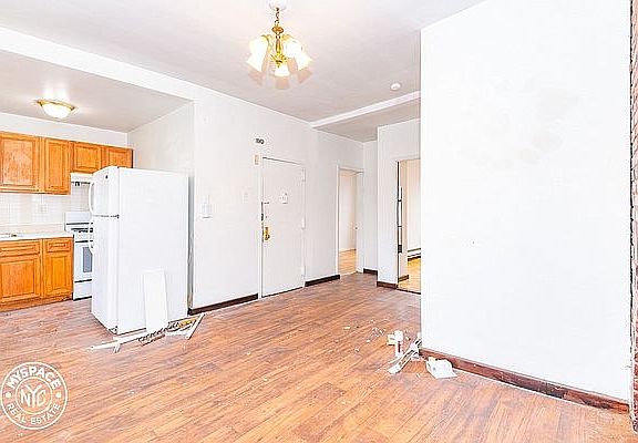 2nd image of 49 Ten Eyck St #1