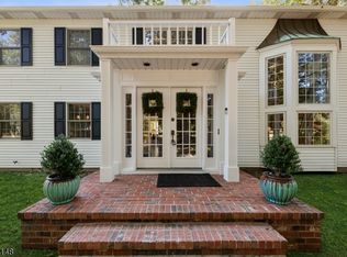 45 Wilburtha Rd, Ewing, NJ 08628