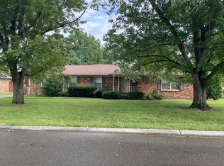1603 Magnolia Dr, Murfreesboro, TN 37128