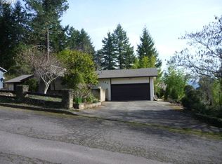 722 Tanglewood St, Sutherlin, OR 97479