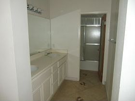 3rd image of 15554 Rockwell Ave