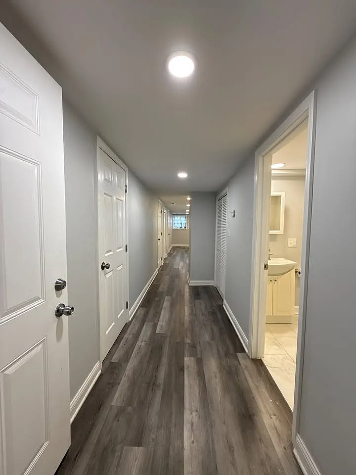 3 bed, 850 sqft, $1,700 — Photo 1