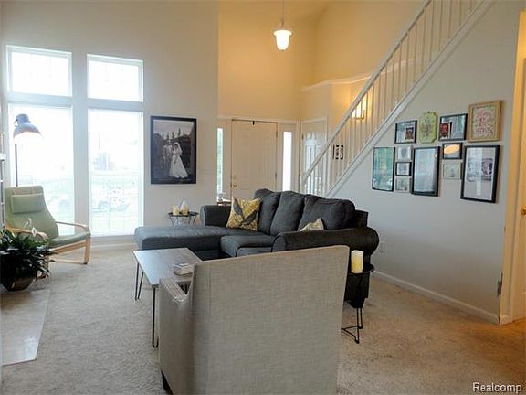 5th image of 2672 Bonita Dr