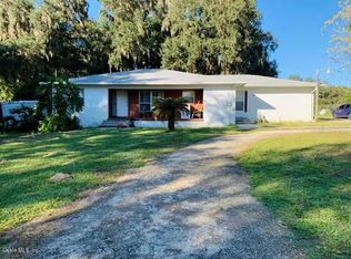 14225 SE 155th St, Weirsdale, FL 32195