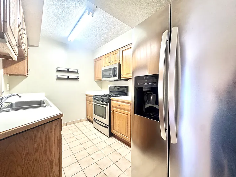147A Kelton St #715 — Photo 5