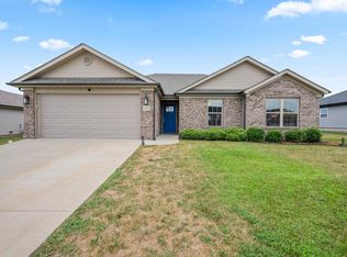 620 Boulder Ct, Berea, KY 40403