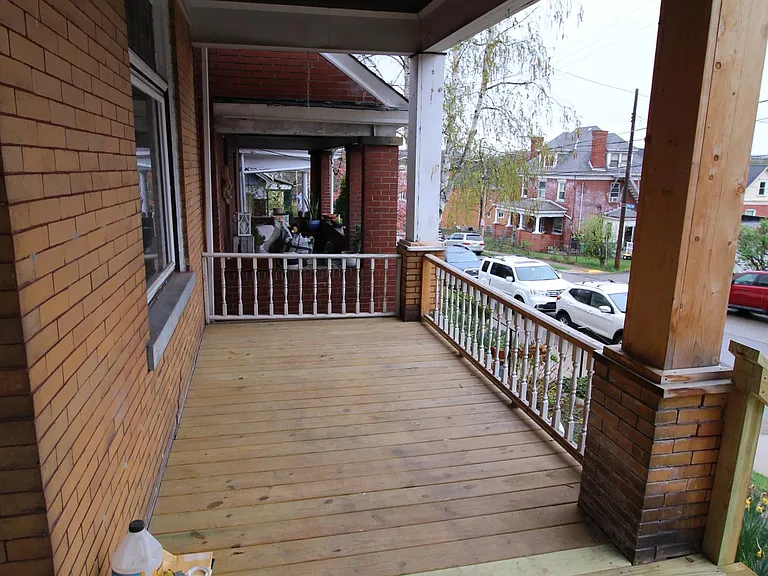 616 S Lang Ave #2 — Photo 10