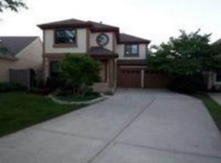 113 Otsego Ct, Bloomingdale, IL 60108