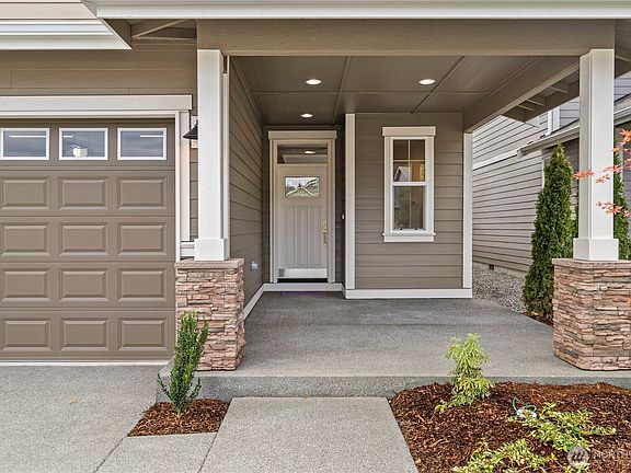 4th image of 9011 Wyatt Court SE