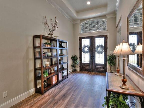 4th image of 27230 Liberty Heights Ln