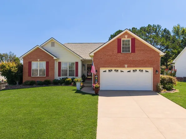 597 Edinburgh Way, Clarksville, TN 37043