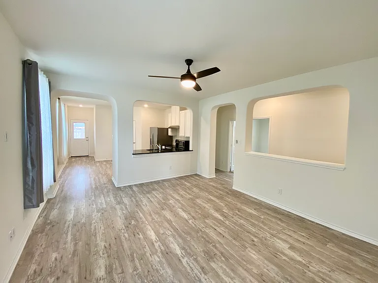 344 Blacktail Dr — Photo 2