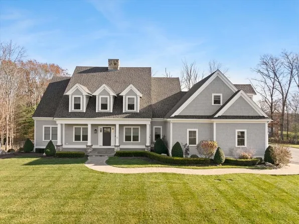 10 Westbury Rd, Brockton, MA 02301