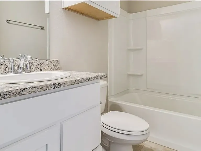 1742 Sawgrass Dr — Photo 14