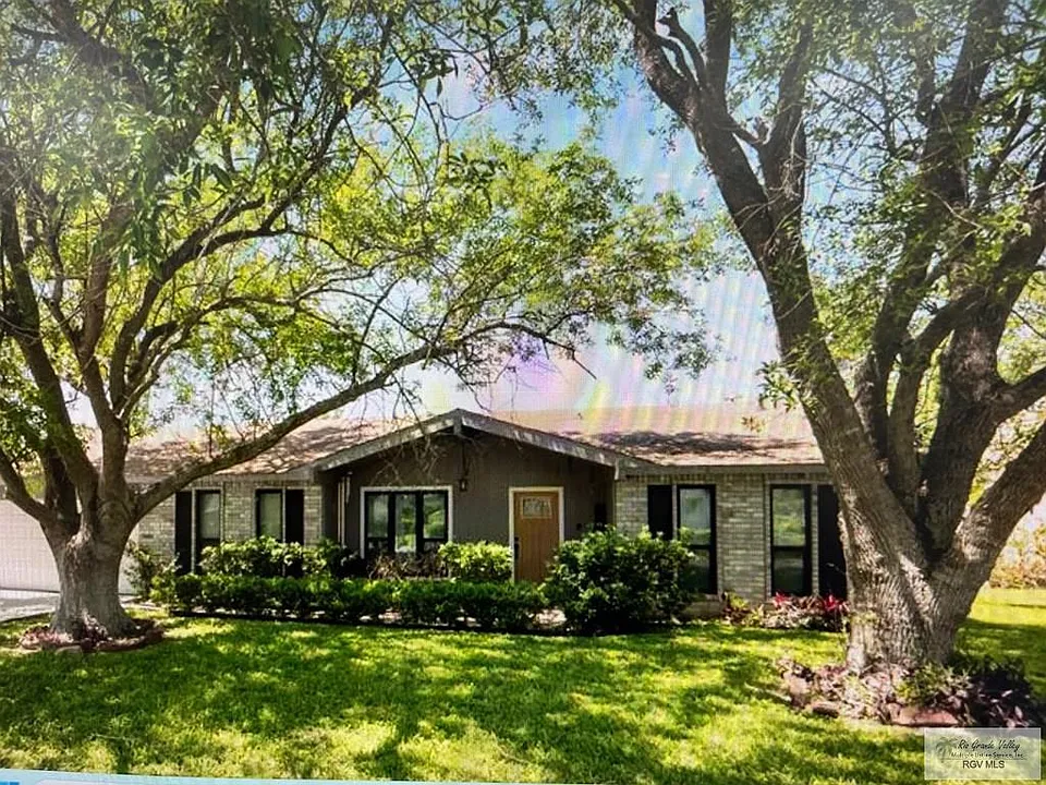 46 Alvarado Ave