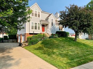 204 Hunting Ridge Trl, Cranberry Township, PA 16066